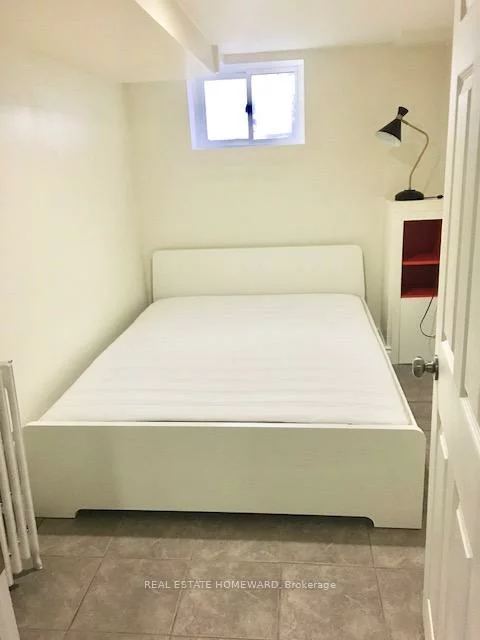 457, Mortimer, Danforth Village-East York, Toronto