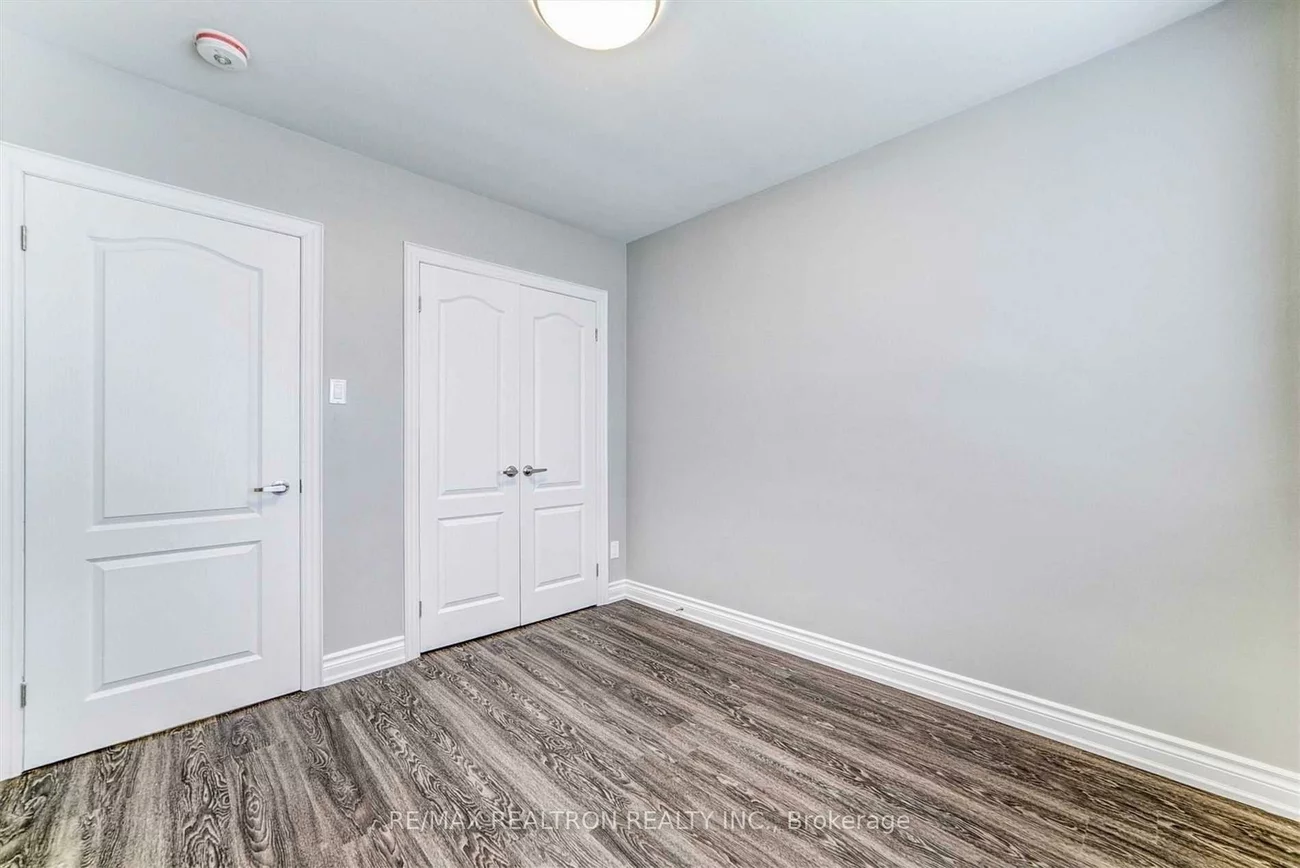 39, Aveline, Woburn, Toronto