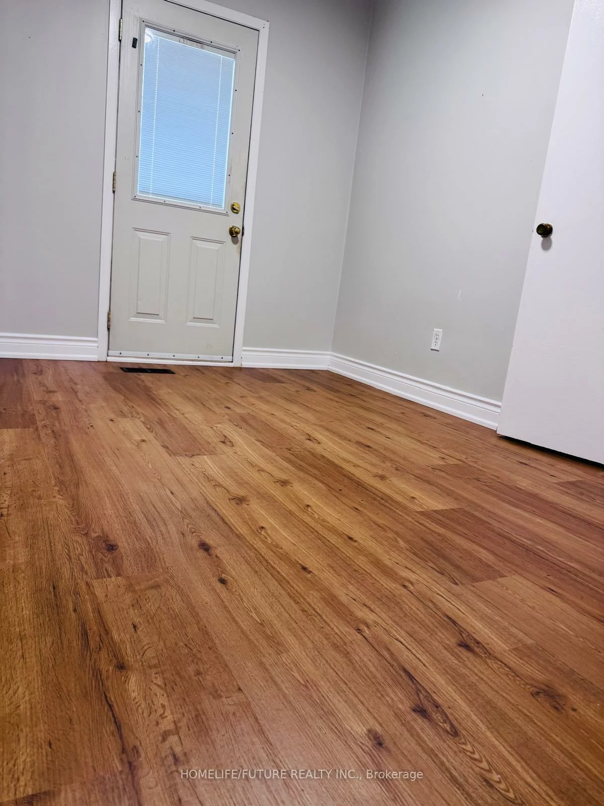 53, Fitzgibbon, Eglinton East, Toronto