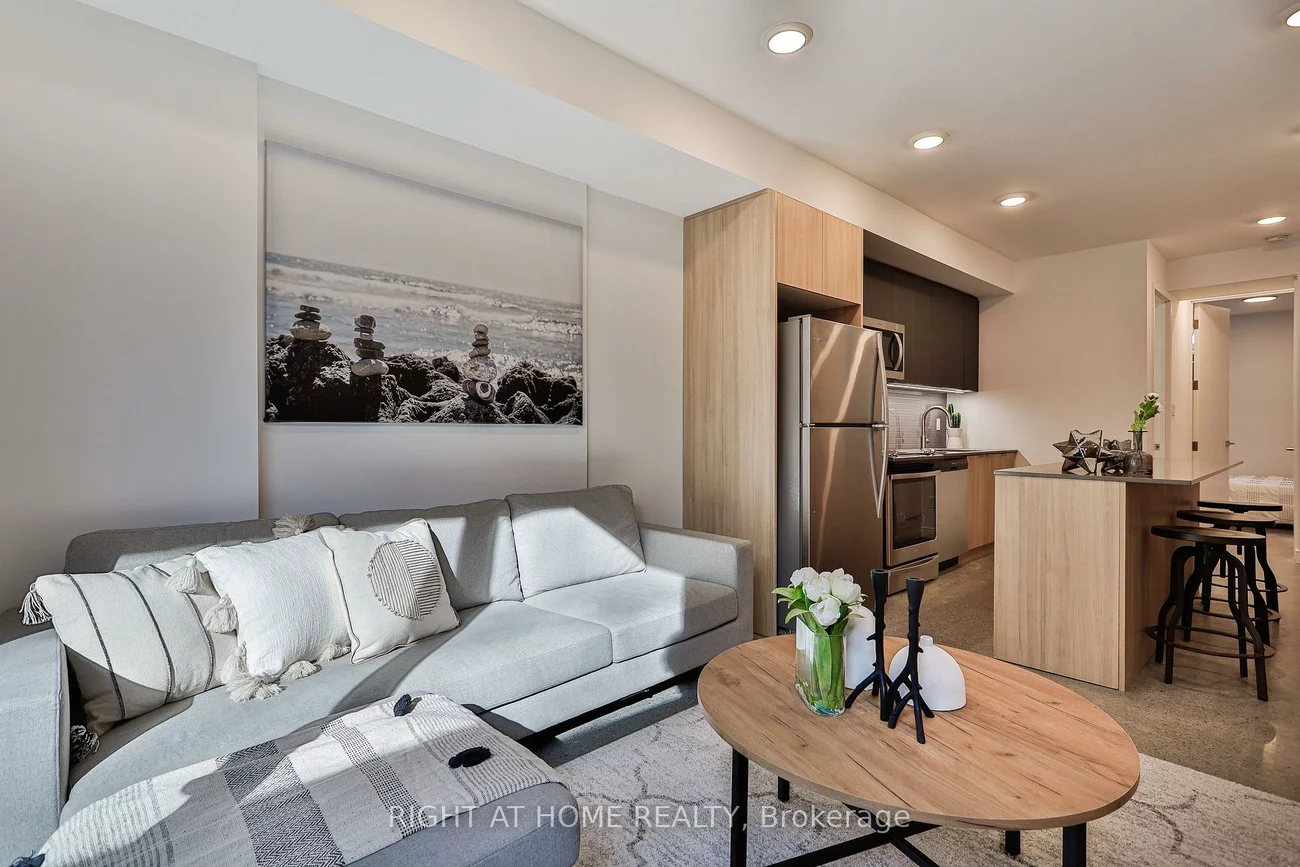 11, Merrill, Woodbine Corridor, Toronto