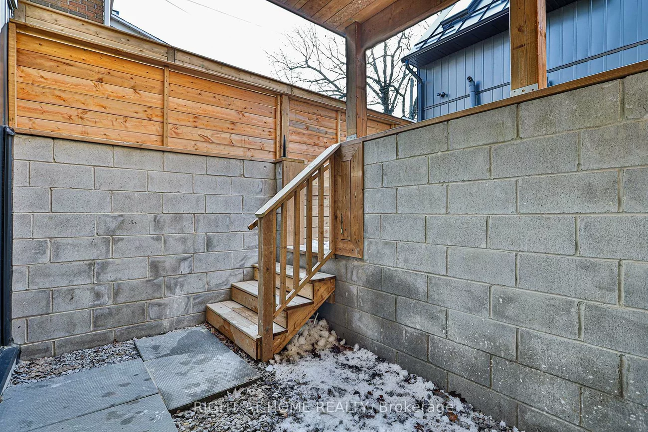 11, Merrill, Woodbine Corridor, Toronto