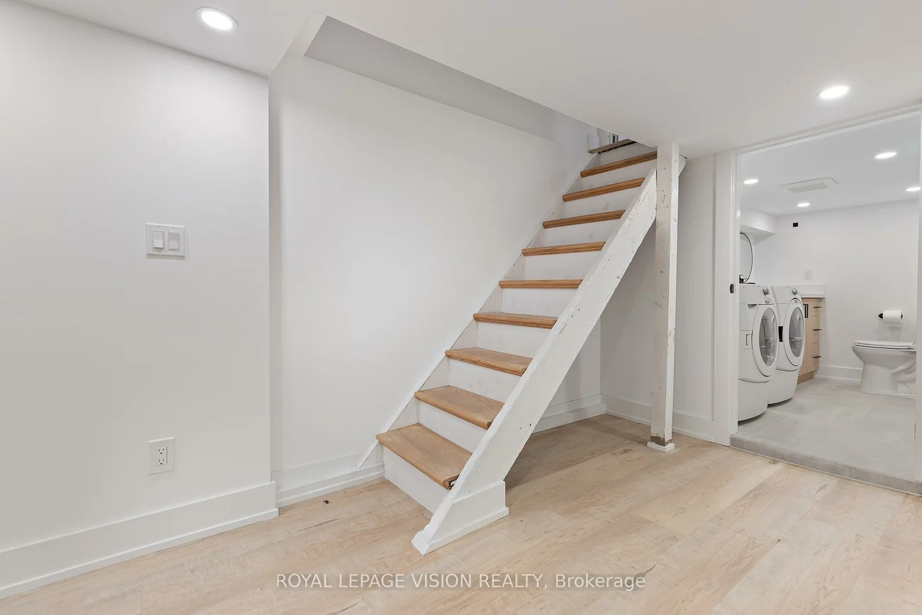 92, Bastedo, Woodbine Corridor, Toronto