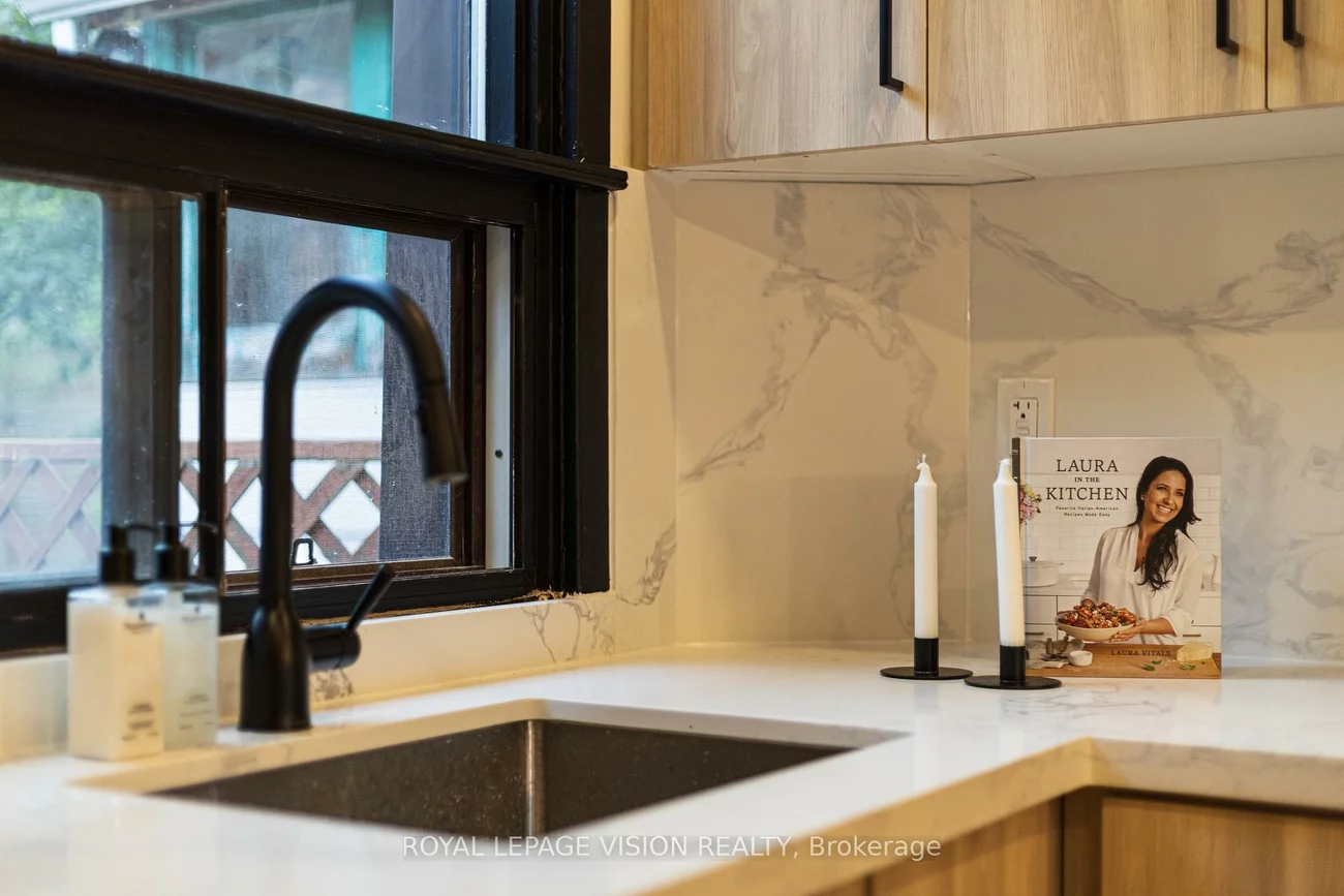 92, Bastedo, Woodbine Corridor, Toronto