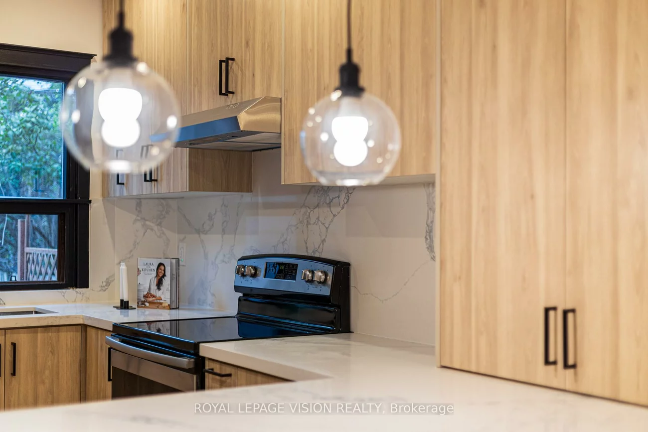 92, Bastedo, Woodbine Corridor, Toronto