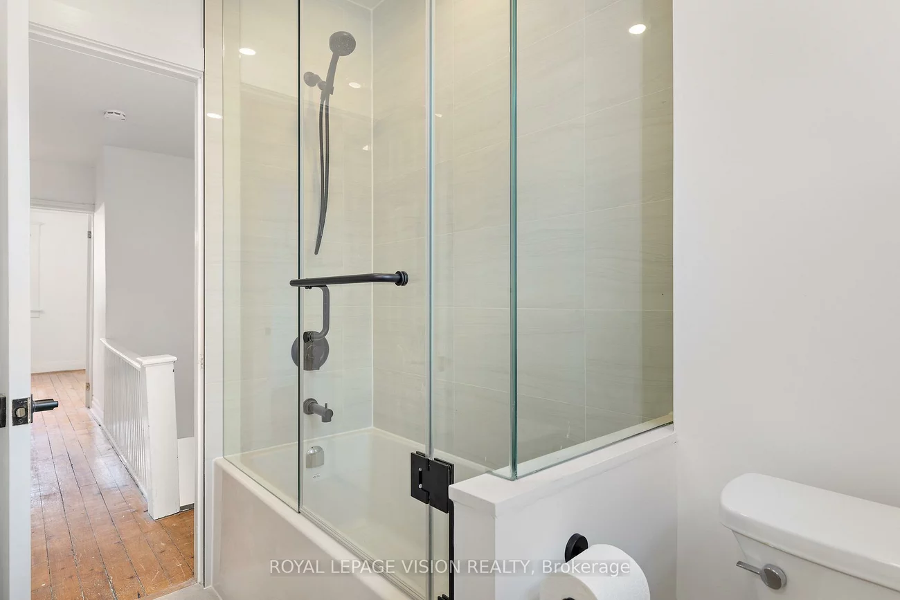 92, Bastedo, Woodbine Corridor, Toronto