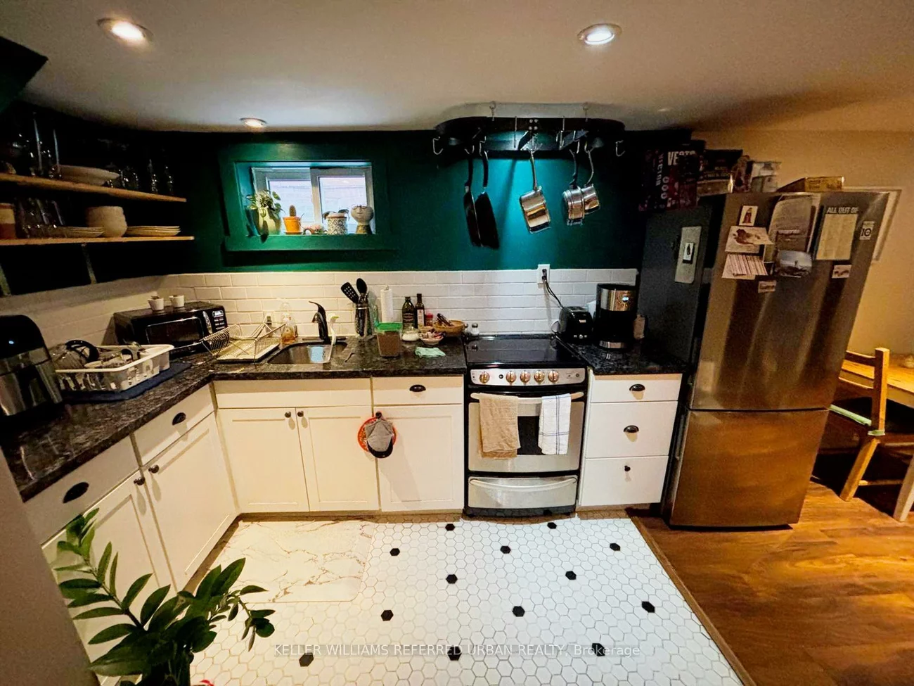 95, Barker, Danforth Village-East York, Toronto