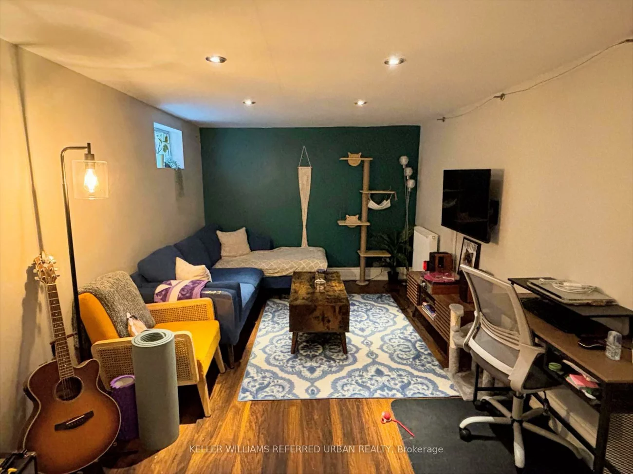 95, Barker, Danforth Village-East York, Toronto