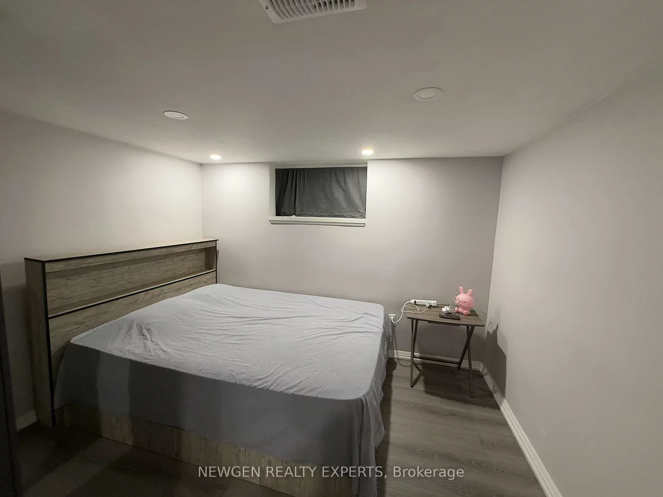 66, Mcdonald, Oakridge, Toronto