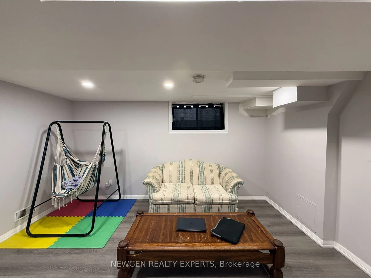 66, Mcdonald, Oakridge, Toronto