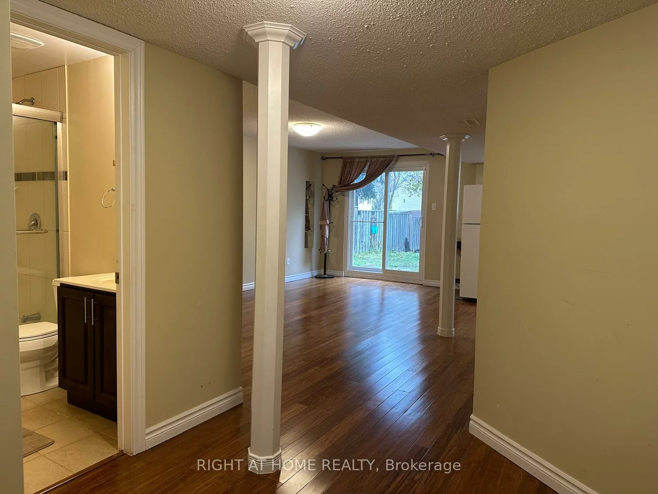 11, Myrna, Agincourt North, Toronto