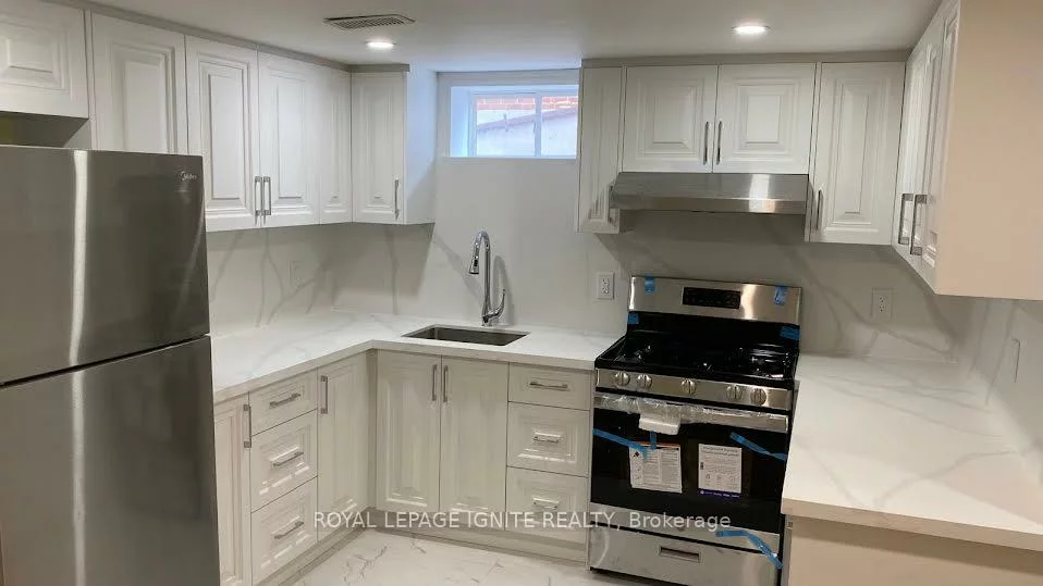 15, Beacham, Tam O'Shanter-Sullivan, Toronto