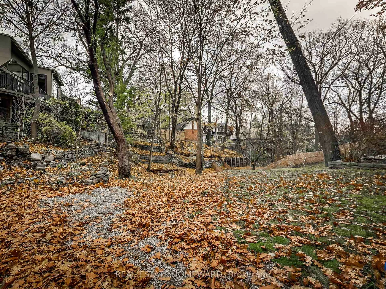 15, Pine, The Beaches, Toronto