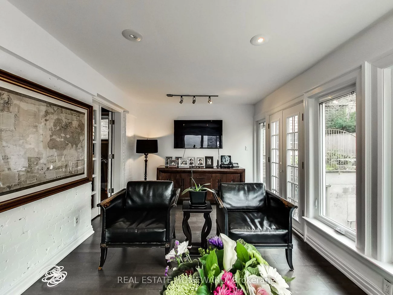 15, Pine, The Beaches, Toronto