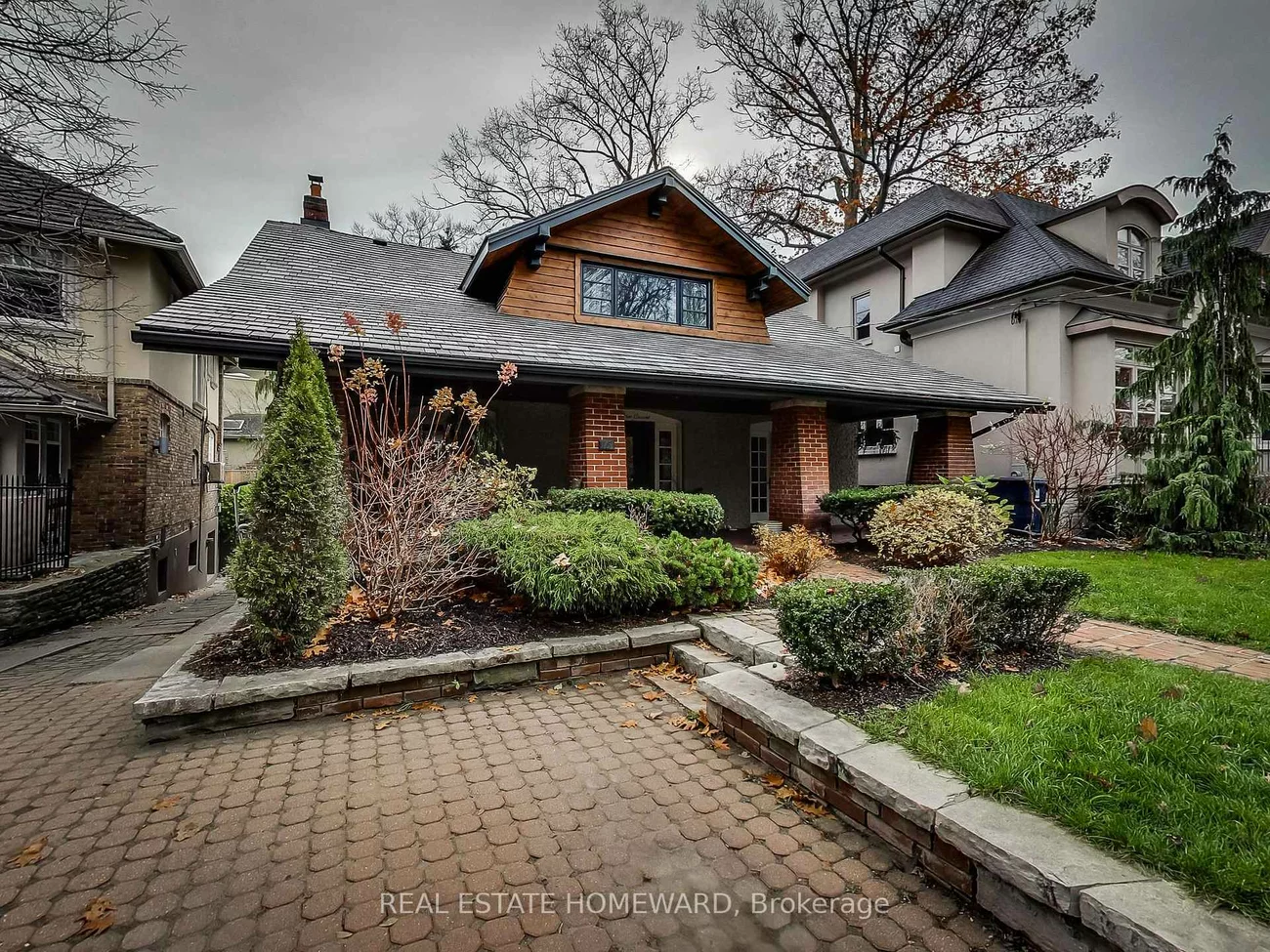 15, Pine, The Beaches, Toronto