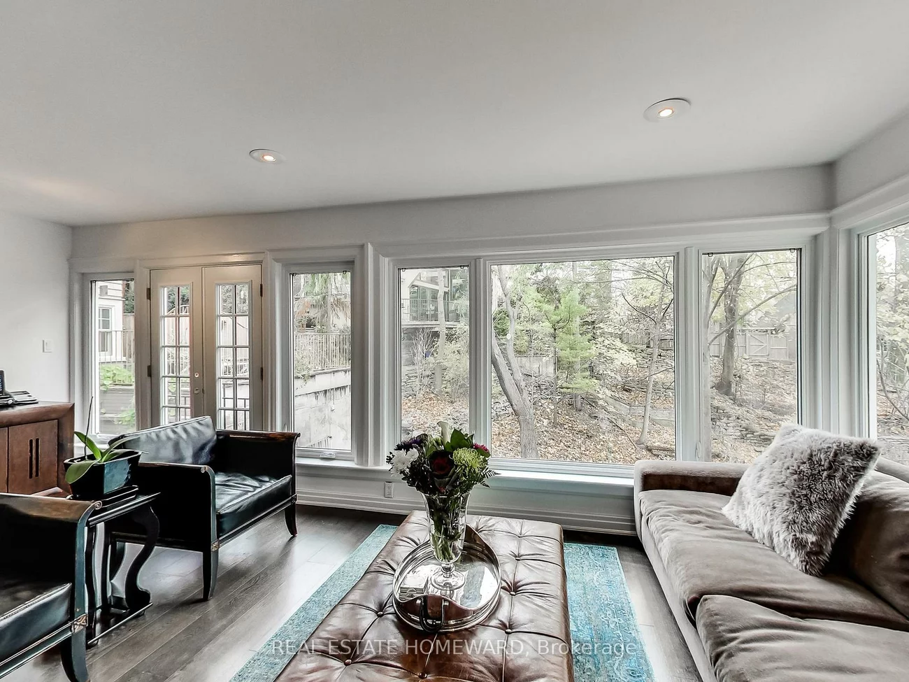 15, Pine, The Beaches, Toronto