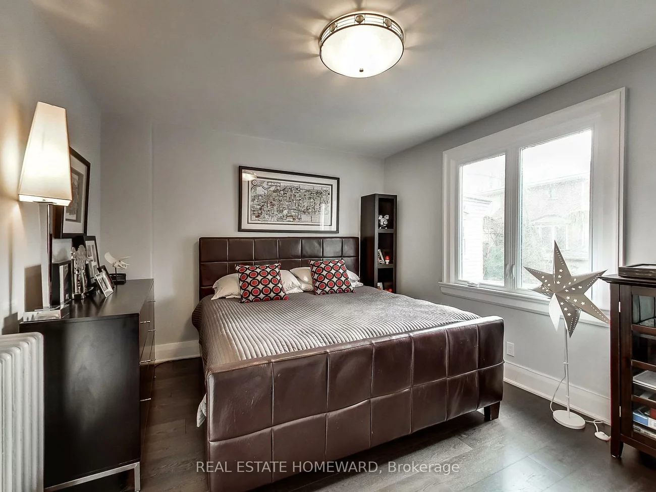 15, Pine, The Beaches, Toronto