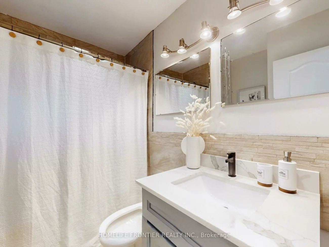 52, Landfair, Woburn, Toronto