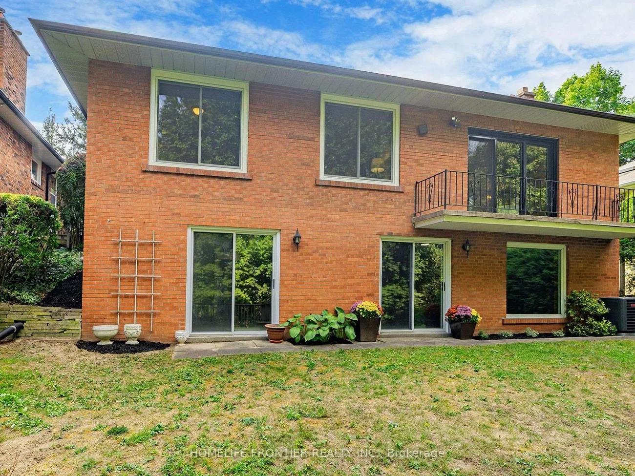 52, Landfair, Woburn, Toronto