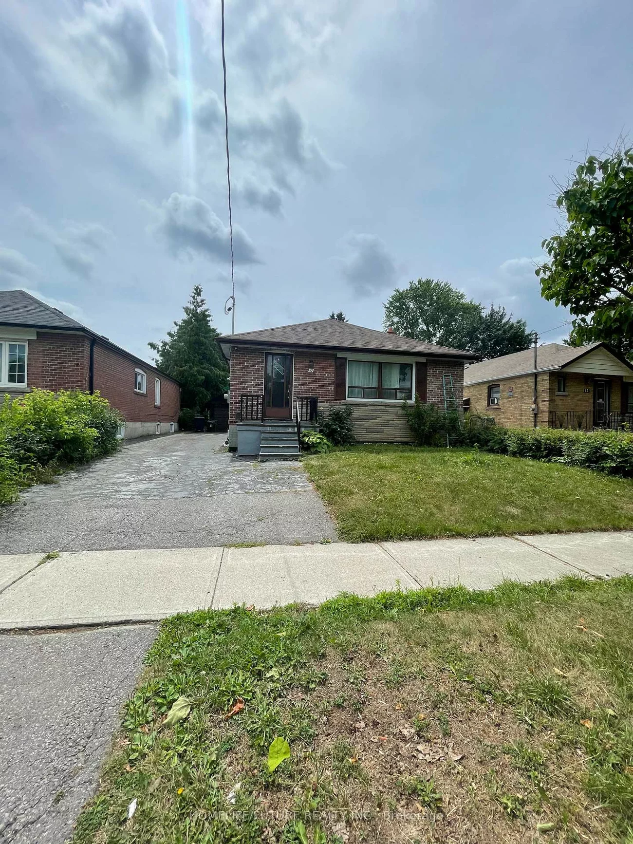 17, Flintridge, Dorset Park, Toronto