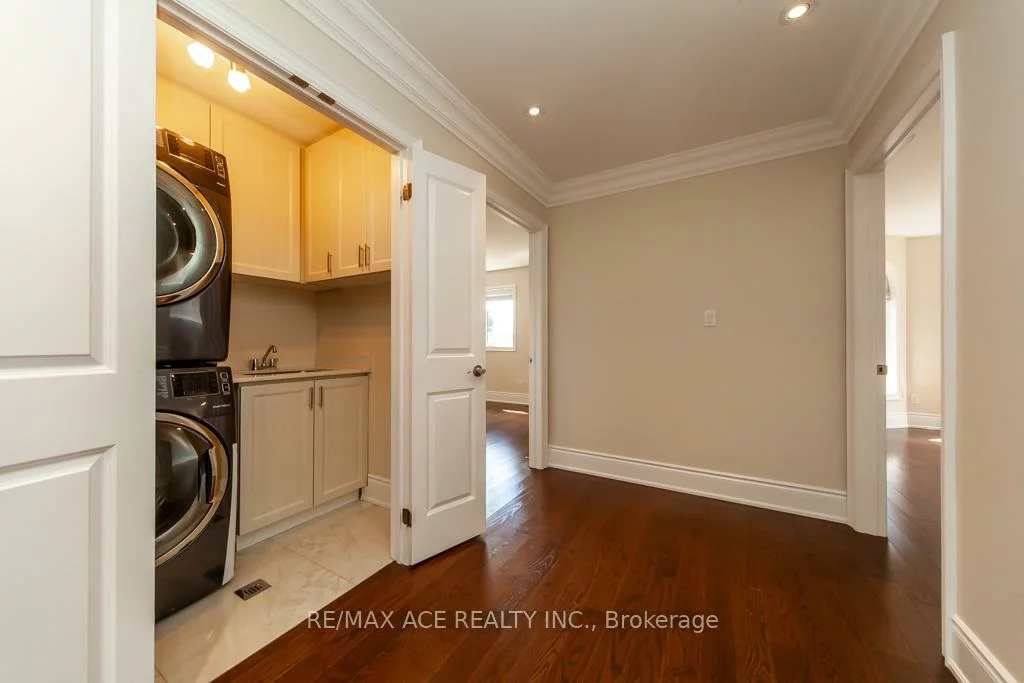 11, Ashdean, Dorset Park, Toronto