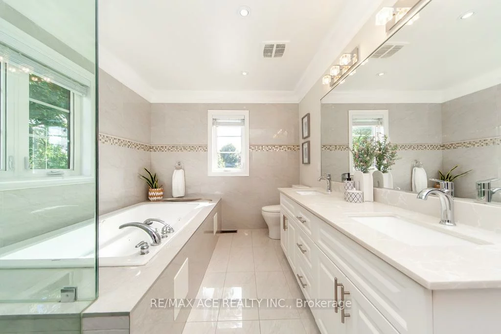 11, Ashdean, Dorset Park, Toronto