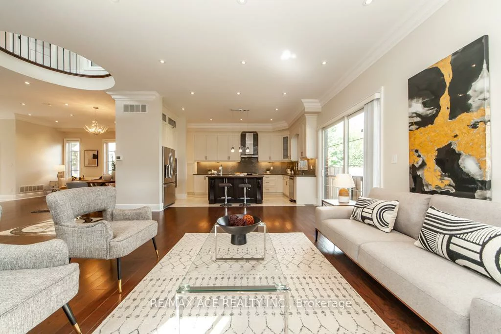 11, Ashdean, Dorset Park, Toronto