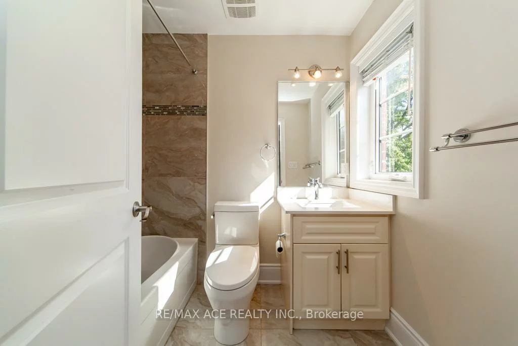 11, Ashdean, Dorset Park, Toronto