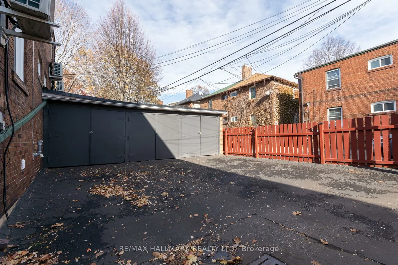 27, Hammersmith, The Beaches, Toronto