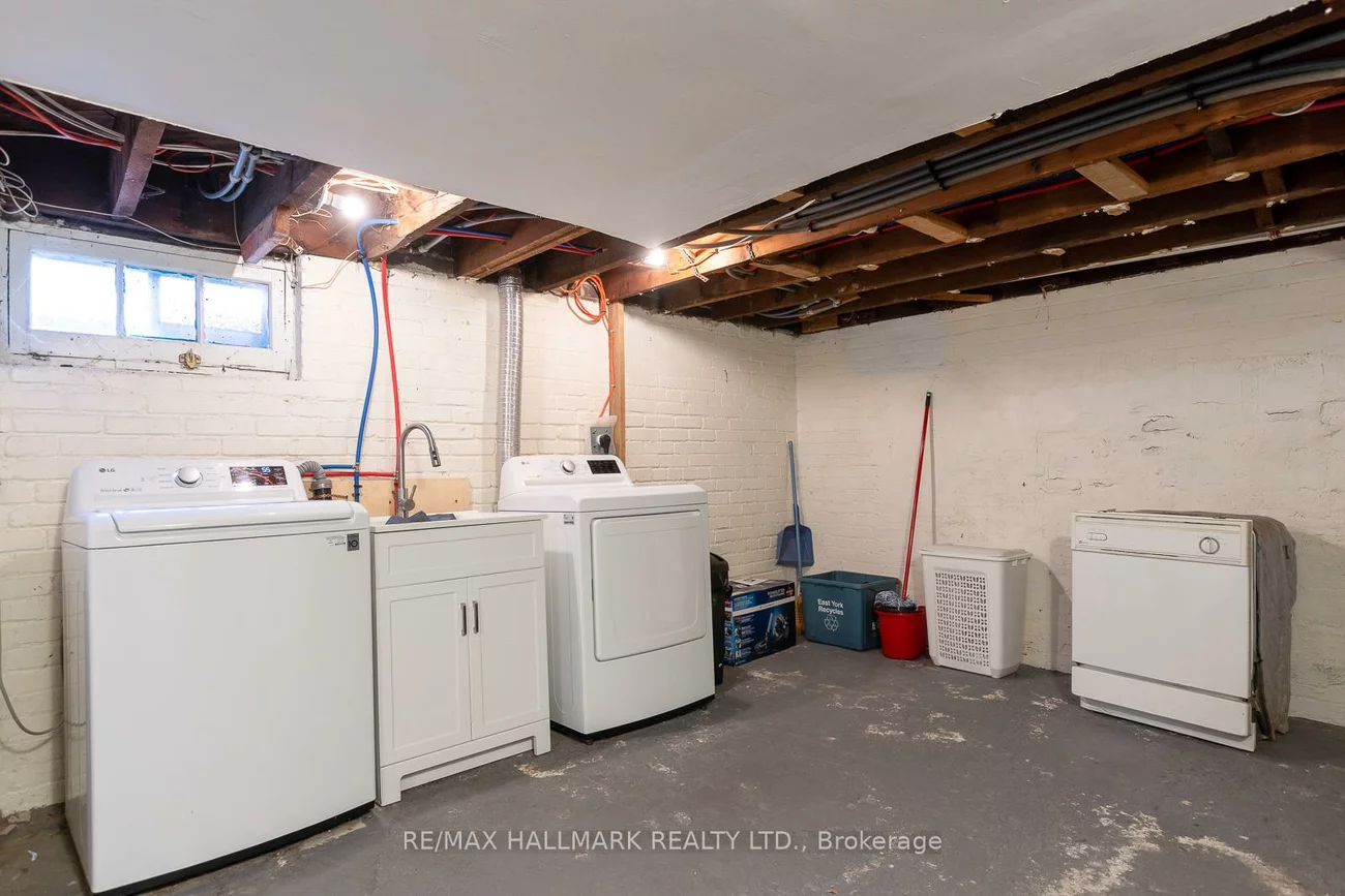 27, Hammersmith, The Beaches, Toronto