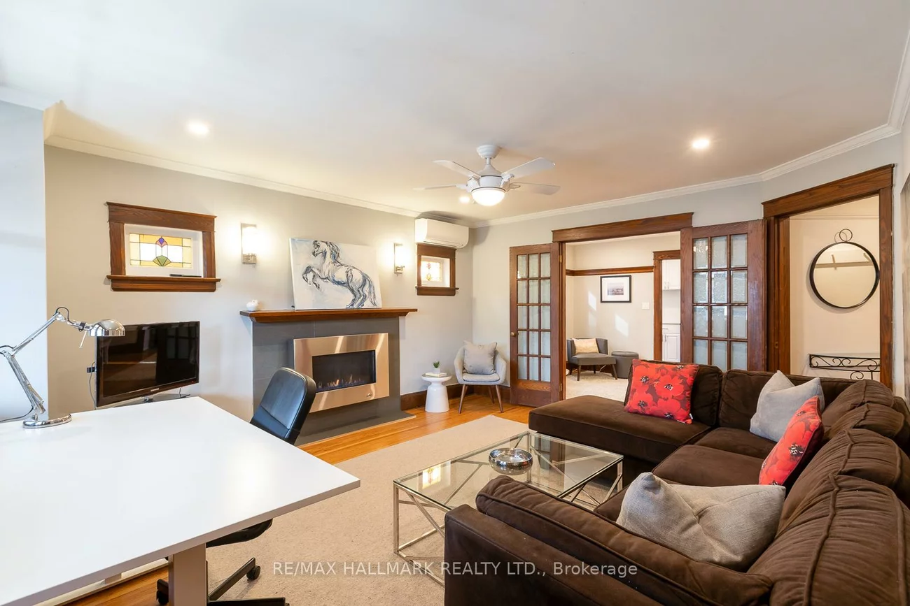 27, Hammersmith, The Beaches, Toronto