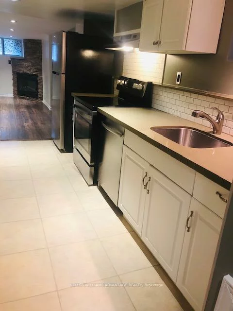 54, Waverley, The Beaches, Toronto