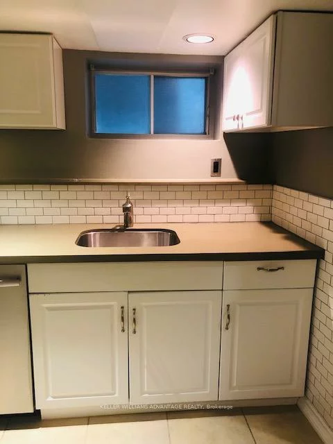 54, Waverley, The Beaches, Toronto