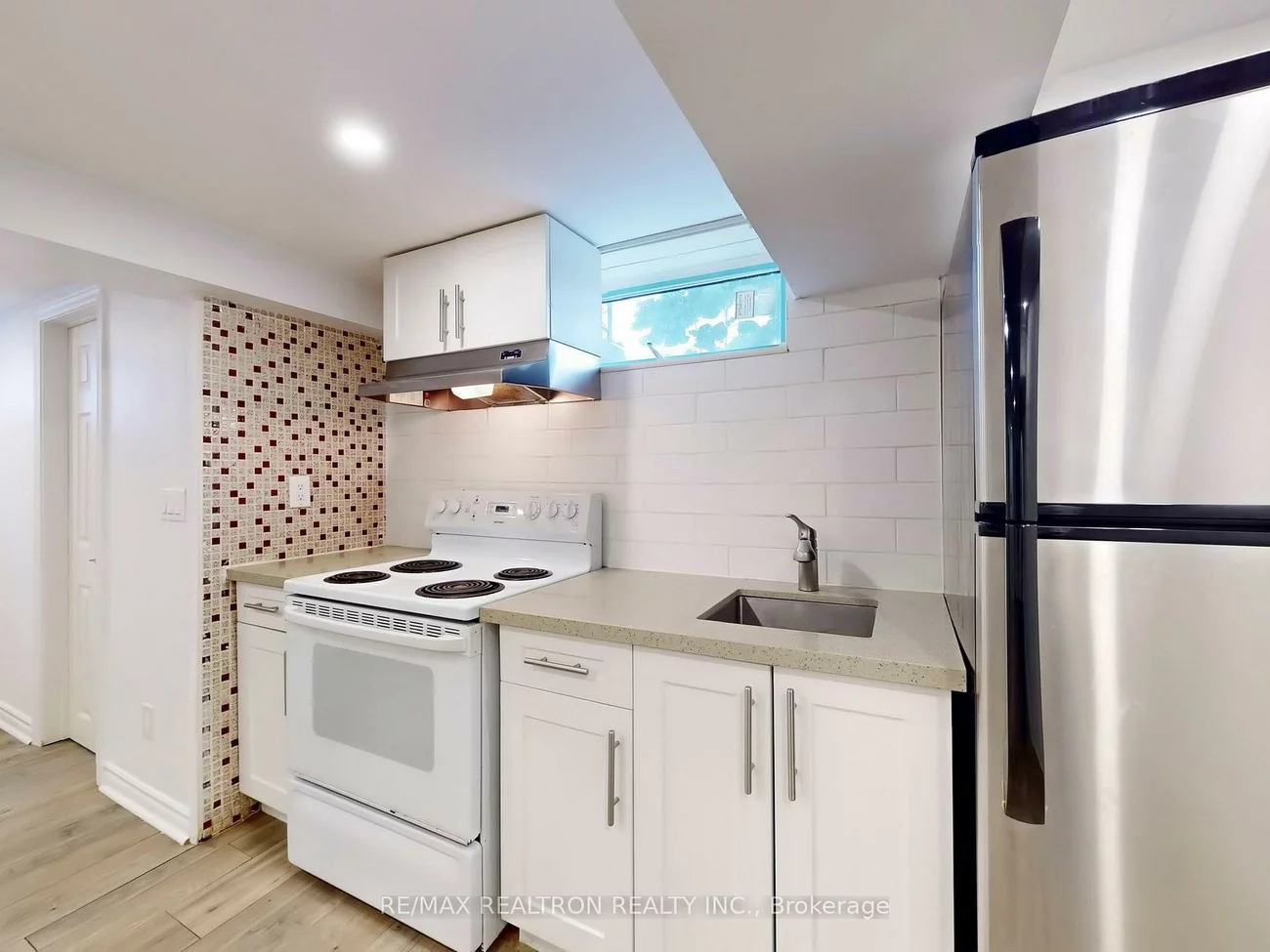 58, Magnolia, Kennedy Park, Toronto