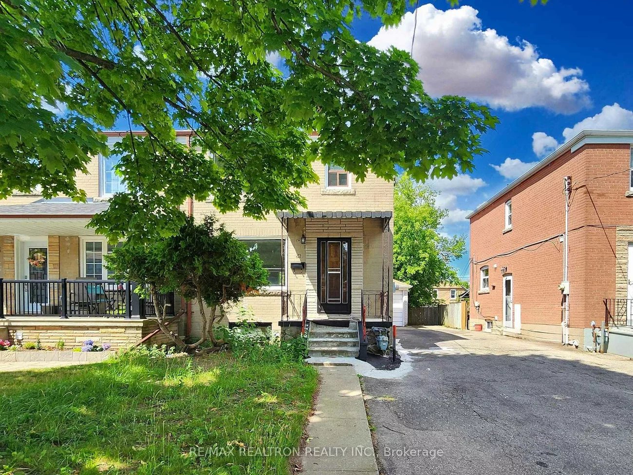 58, Magnolia, Kennedy Park, Toronto