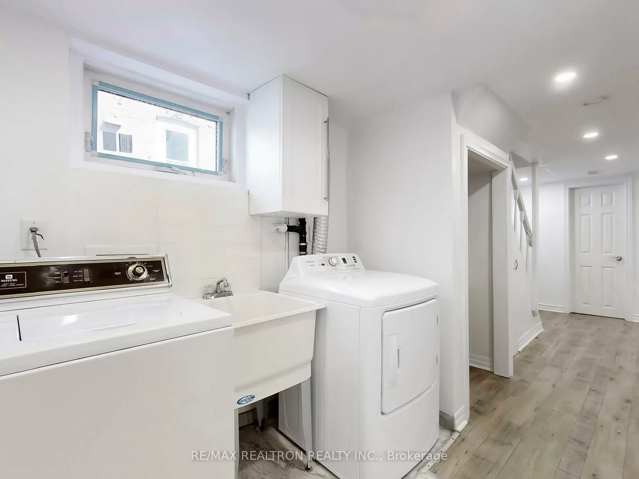 58, Magnolia, Kennedy Park, Toronto