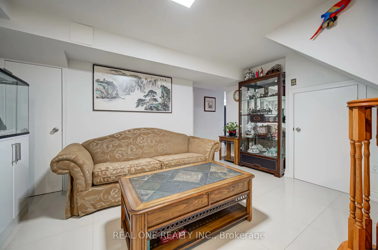 2, Grittani, Agincourt South-Malvern West, Toronto