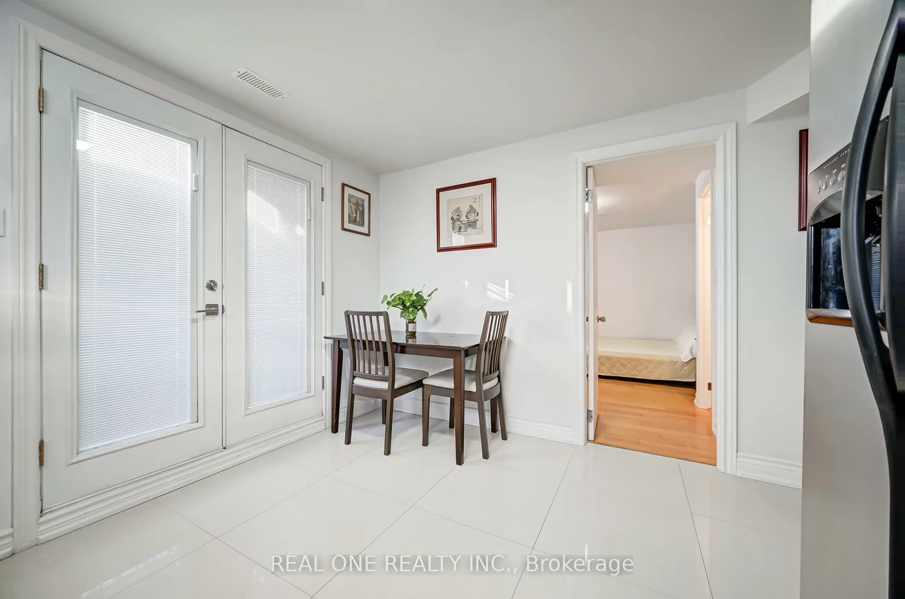 2, Grittani, Agincourt South-Malvern West, Toronto