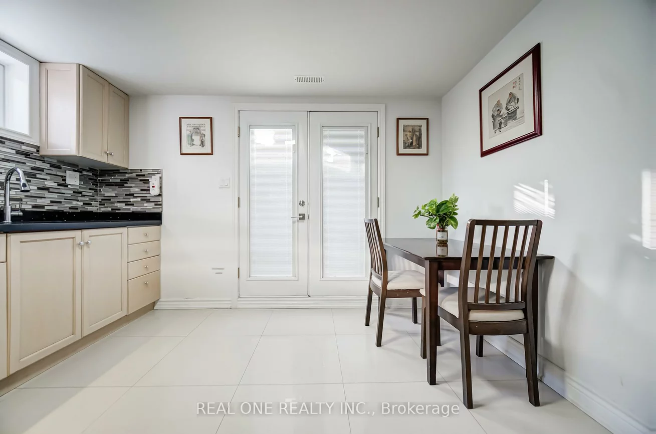 2, Grittani, Agincourt South-Malvern West, Toronto