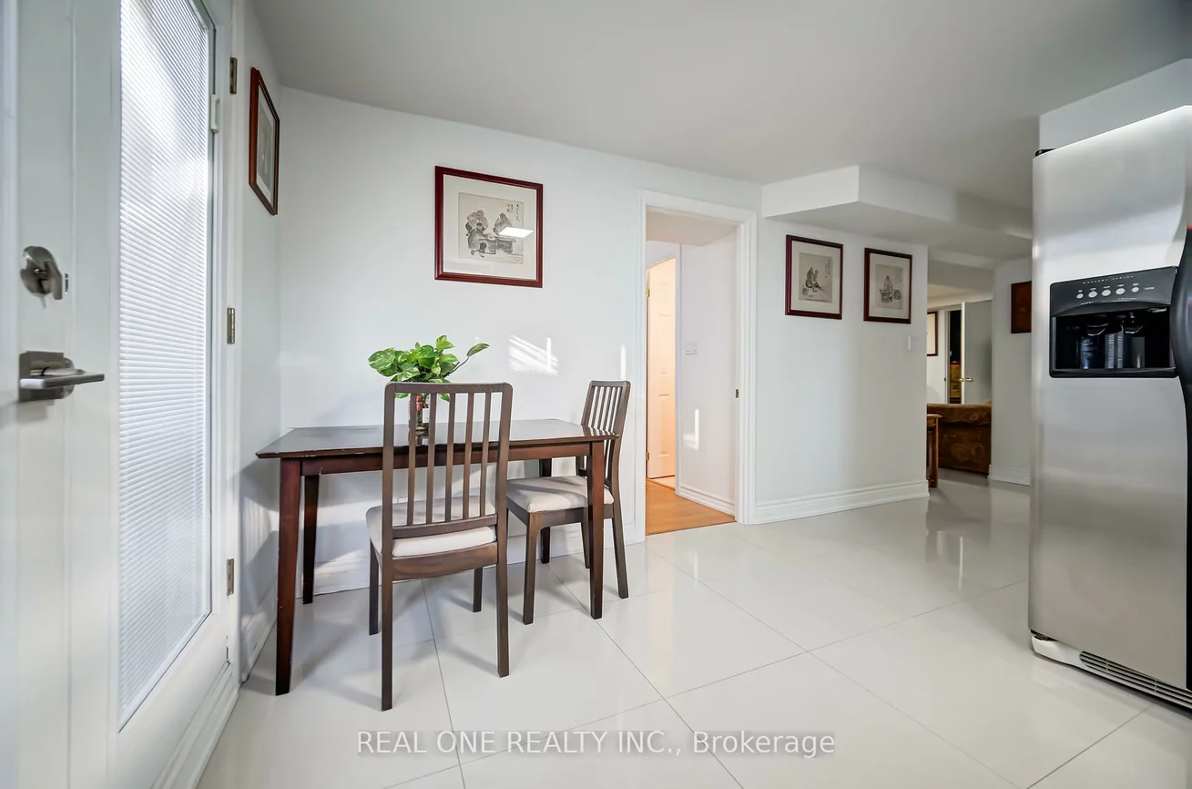 2, Grittani, Agincourt South-Malvern West, Toronto