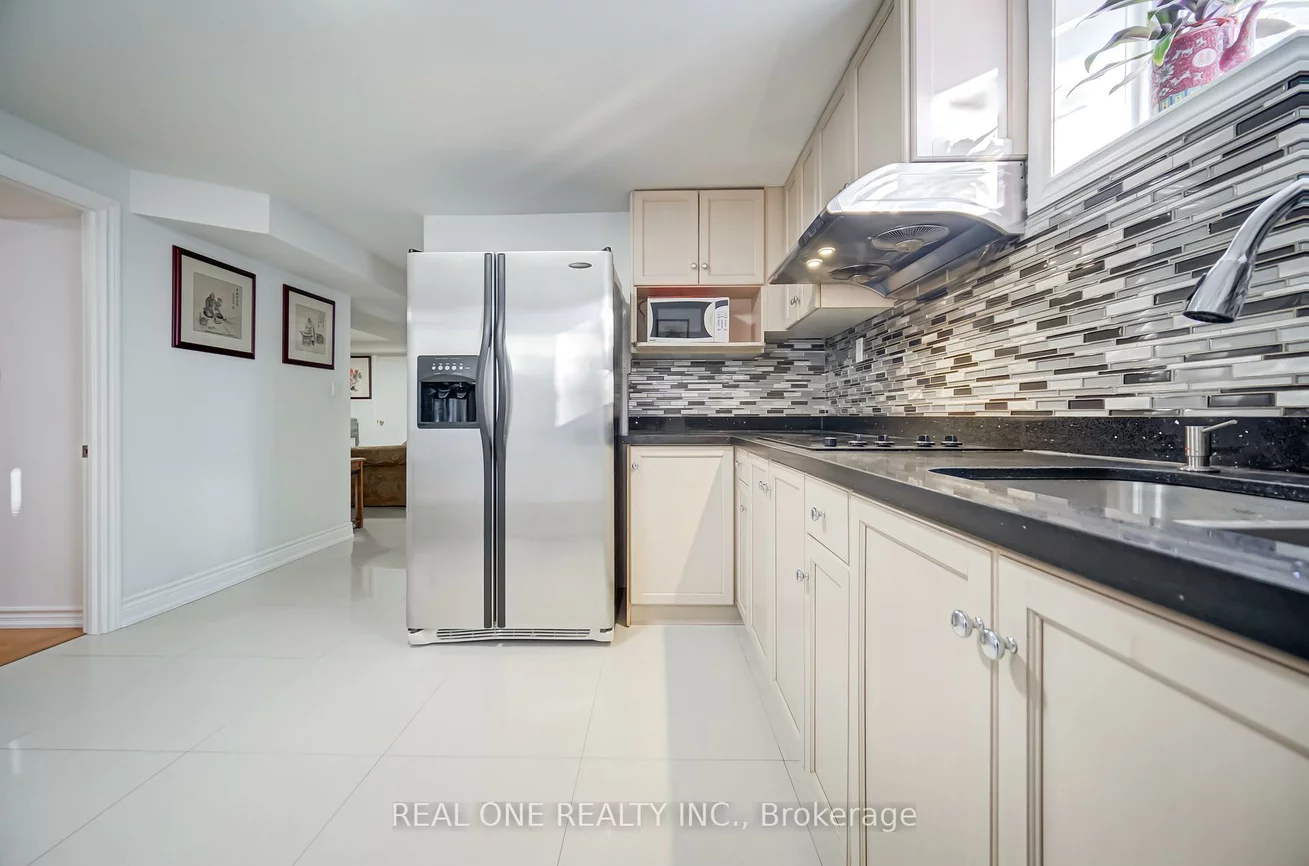 2, Grittani, Agincourt South-Malvern West, Toronto