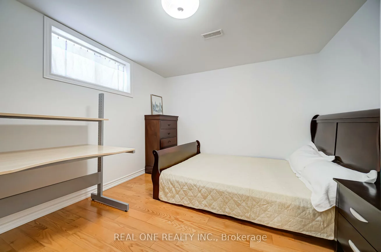 2, Grittani, Agincourt South-Malvern West, Toronto