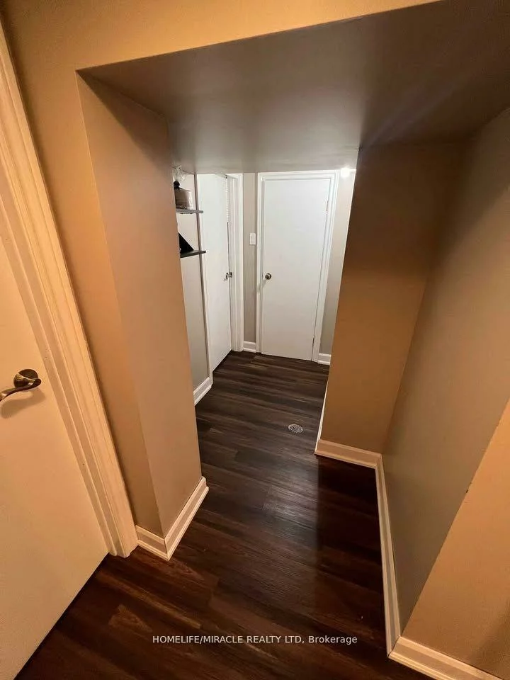 141, Bexhill, Clairlea-Birchmount, Toronto