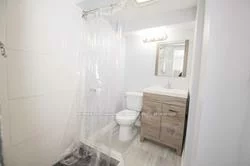 221, Island, Rouge E10, Toronto