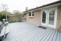 221, Island, Rouge E10, Toronto