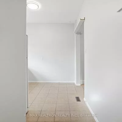 82, Donlands, Danforth, Toronto