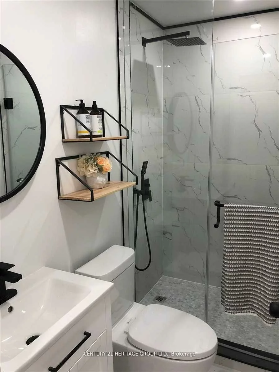 1710, Danforth, Danforth, Toronto