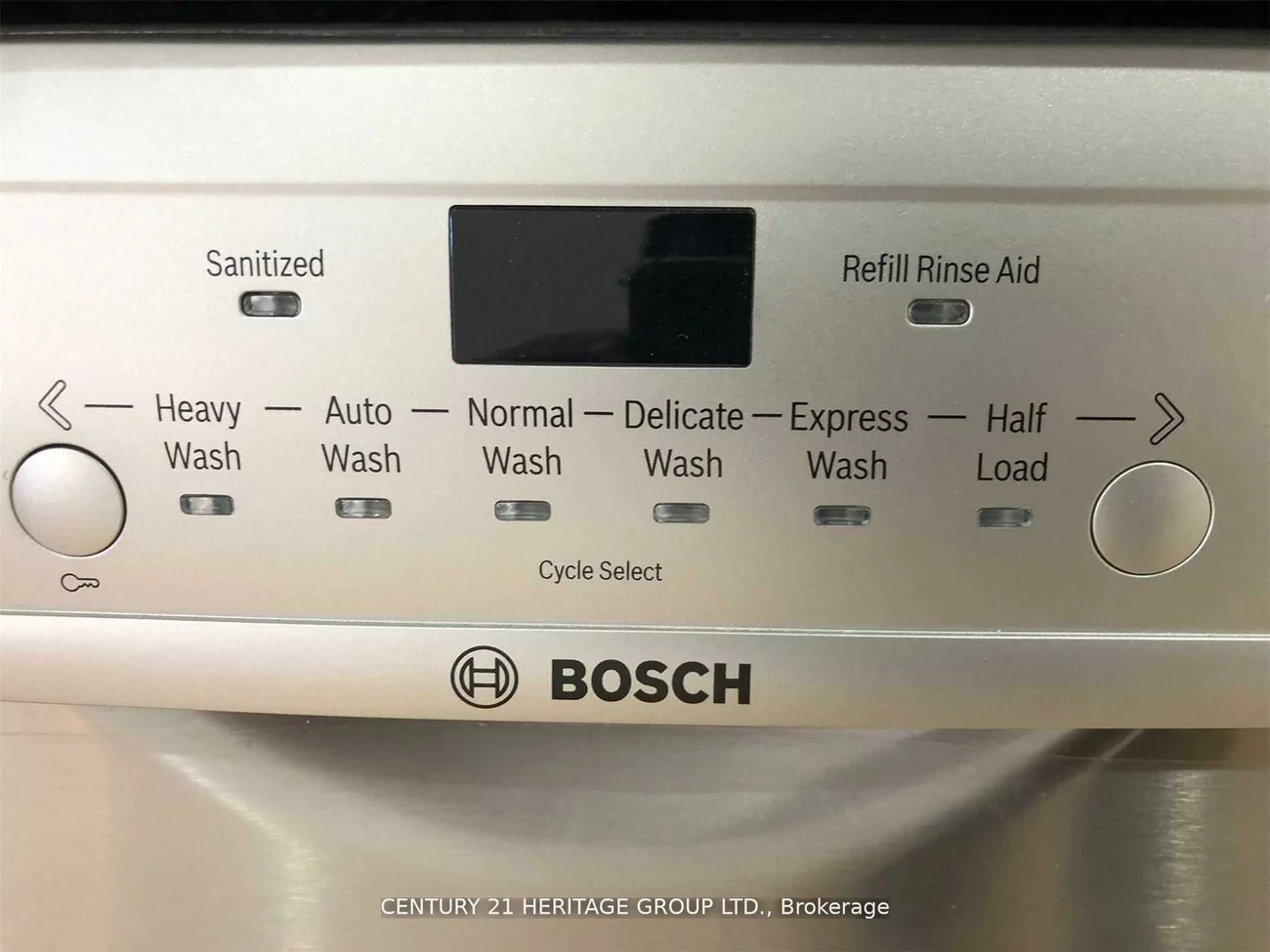 1710, Danforth, Danforth, Toronto