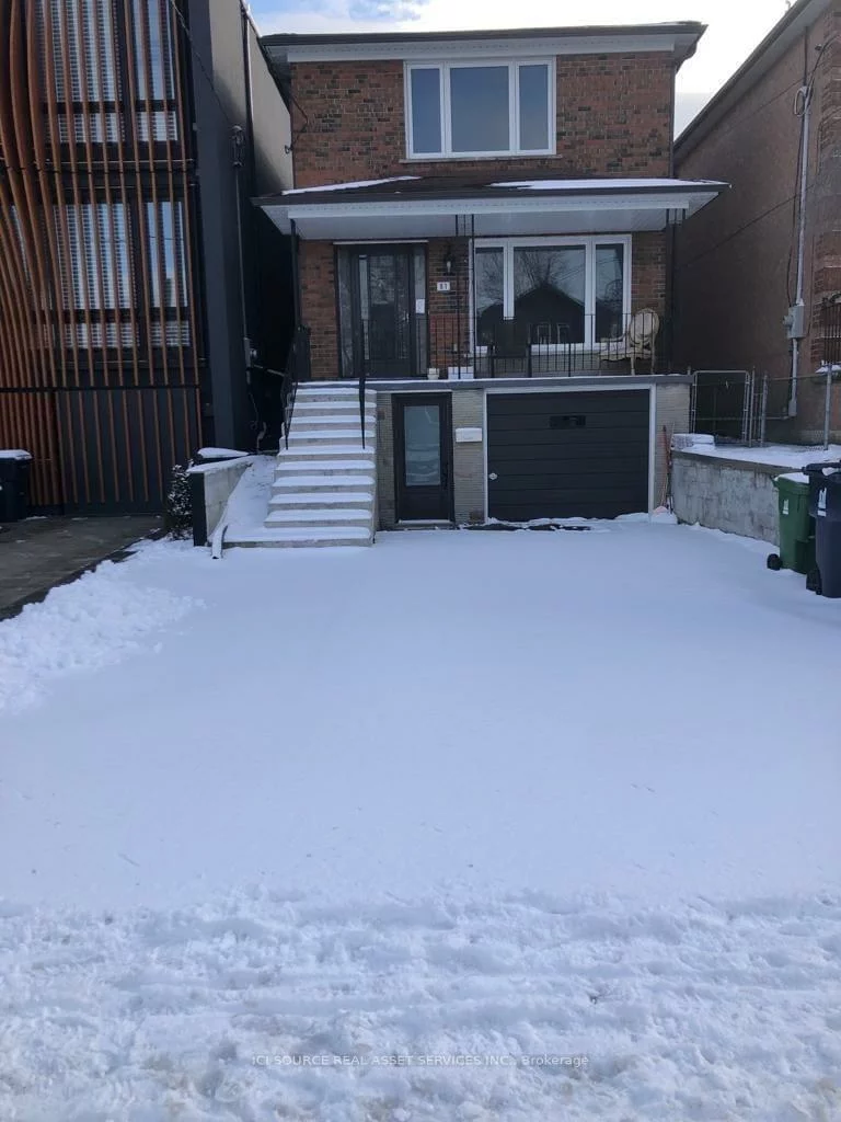 81, Virginia, Danforth Village-East York, Toronto