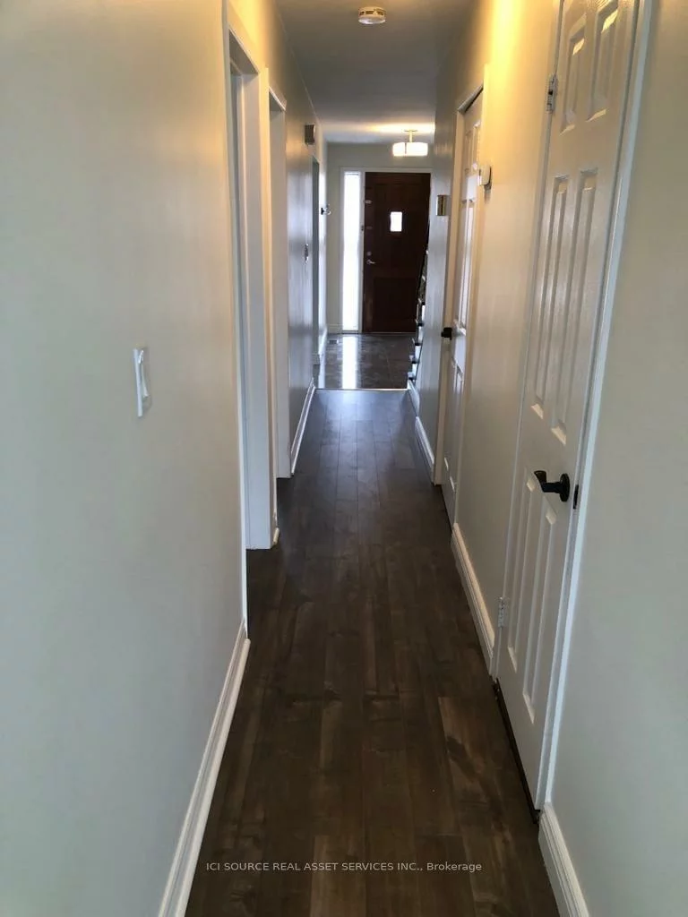 81, Virginia, Danforth Village-East York, Toronto