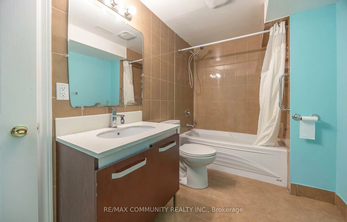 3, Grosbeak, Rouge E11, Toronto